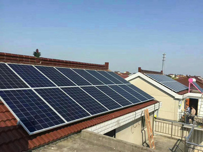 綠晶光伏發(fā)電站安裝完畢,您身邊的光伏發(fā)電專(zhuān)家